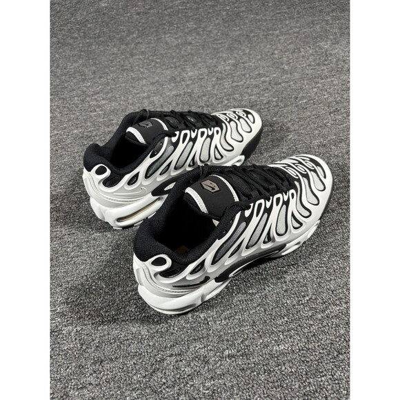 Nike Air Max Plus Drift Black White Panda Running Sneakers FV4081-102 Womens 8.5 - Picture 3 of 12